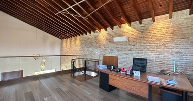 DETACHED FOUR BEDROOM VILLA WITH OFFICE/FIFTH BEDROOM, SEPARATE GUEST HOUSE, SEPARATE MAIDS QUARTER, CHILDRENS PLAYGROUND.