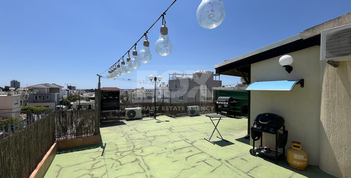 Fully Furnished 1-Bed Apartment with Roof Garden in Kapsalos