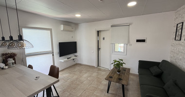 Fully Furnished 1-Bed Apartment with Roof Garden in Kapsalos