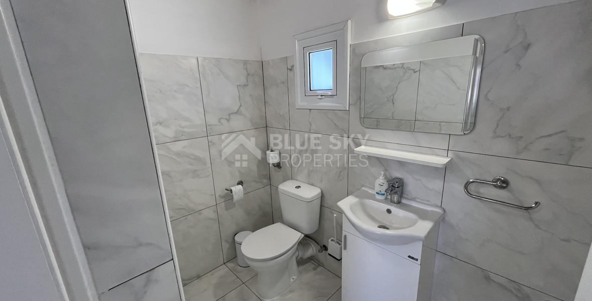 Fully Furnished 1-Bed Apartment with Roof Garden in Kapsalos