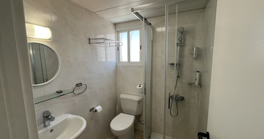 Fully Furnished 1-Bed Apartment with Roof Garden in Kapsalos