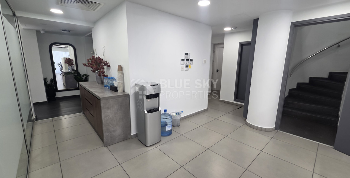 Offices 824m² Open-Plan and closed offices | Main Road Agios Nikolaos, Limassol
