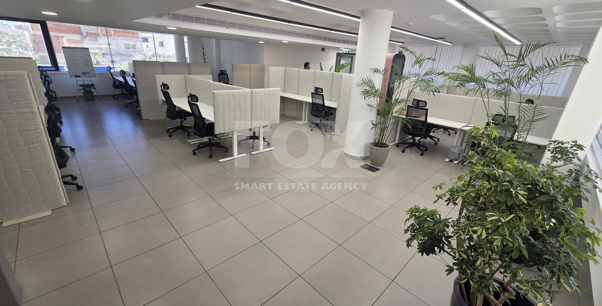 Offices 824m² Open-Plan and closed offices | Main Road Agios Nikolaos, Limassol