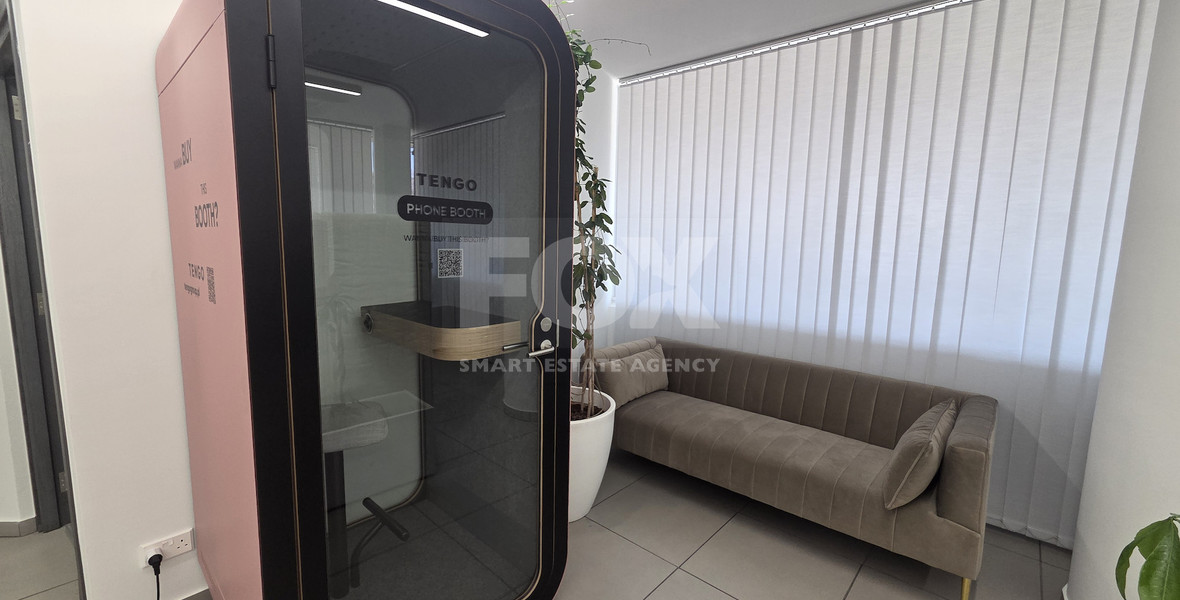 Offices 824m² Open-Plan and closed offices | Main Road Agios Nikolaos, Limassol