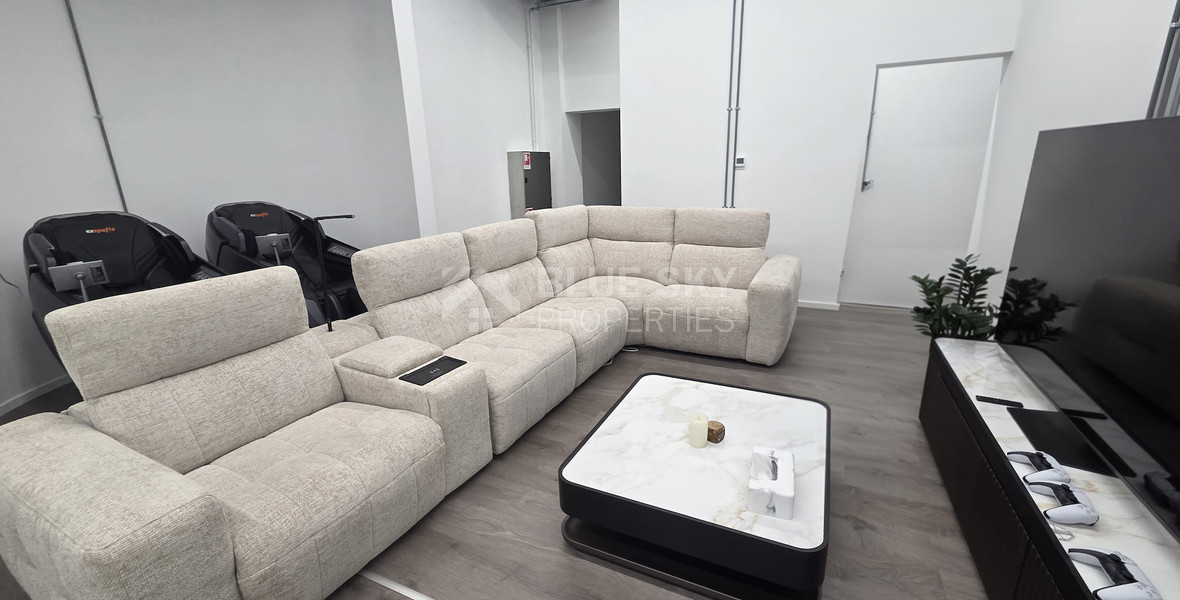 Offices 824m² Open-Plan and closed offices | Main Road Agios Nikolaos, Limassol