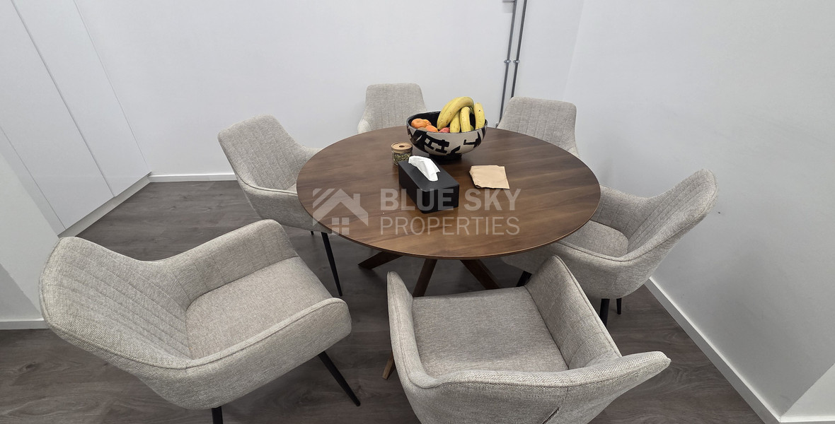Offices 824m² Open-Plan and closed offices | Main Road Agios Nikolaos, Limassol