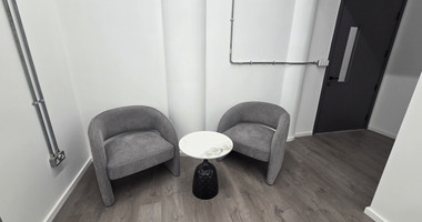 Offices 824m² Open-Plan and closed offices | Main Road Agios Nikolaos, Limassol