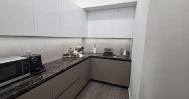 Offices 824m² Open-Plan and closed offices | Main Road Agios Nikolaos, Limassol