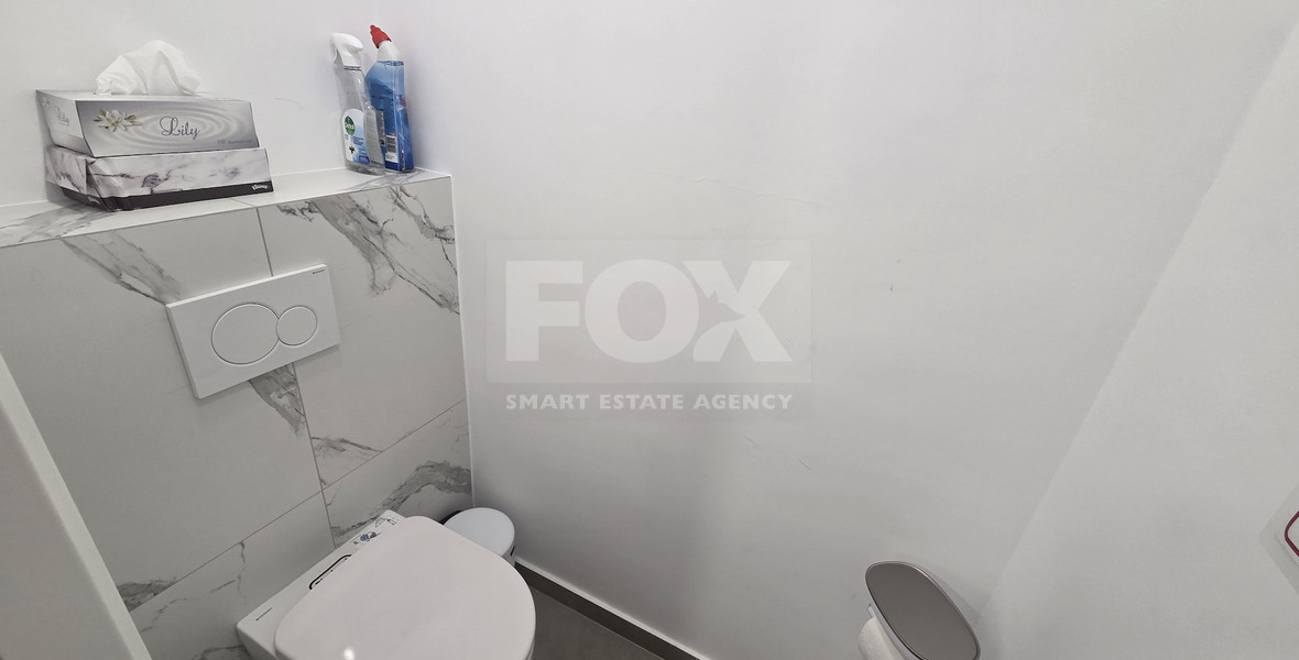 Offices 824m² Open-Plan and closed offices | Main Road Agios Nikolaos, Limassol