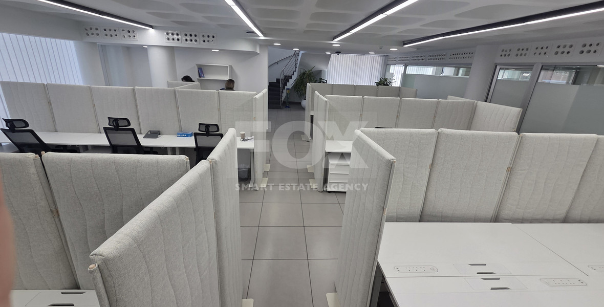 Offices 824m² Open-Plan and closed offices | Main Road Agios Nikolaos, Limassol