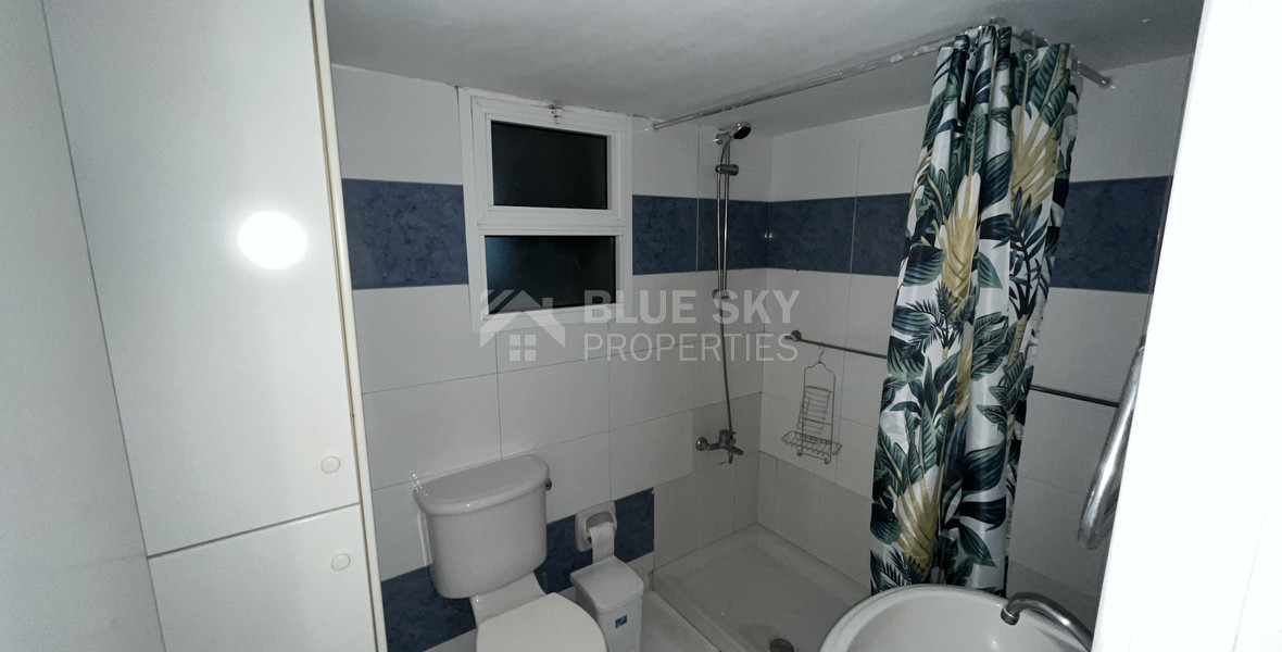 Spacious 3 Bedroom Apartment for Rent in Central Mesa Geitonia