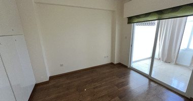 Spacious 3 Bedroom Apartment for Rent in Central Mesa Geitonia