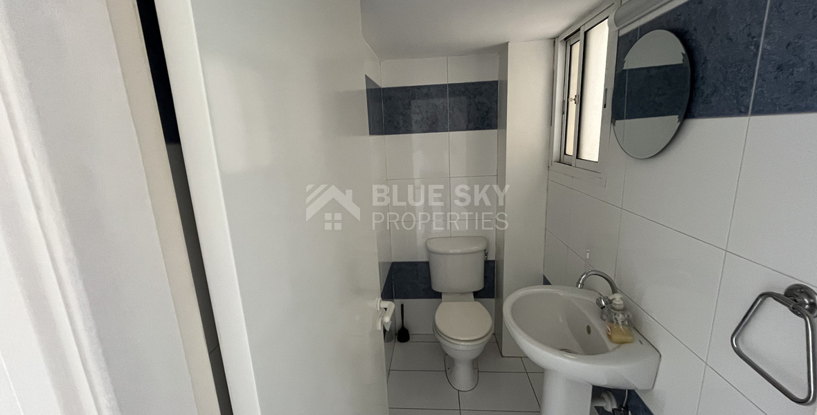 Spacious 3 Bedroom Apartment for Rent in Central Mesa Geitonia