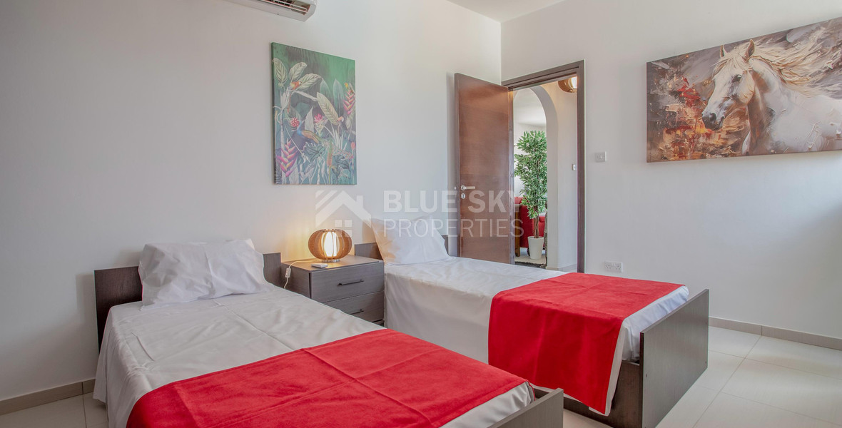 Seaview Furnished two bedroom Apartment in Kissonerga for rent