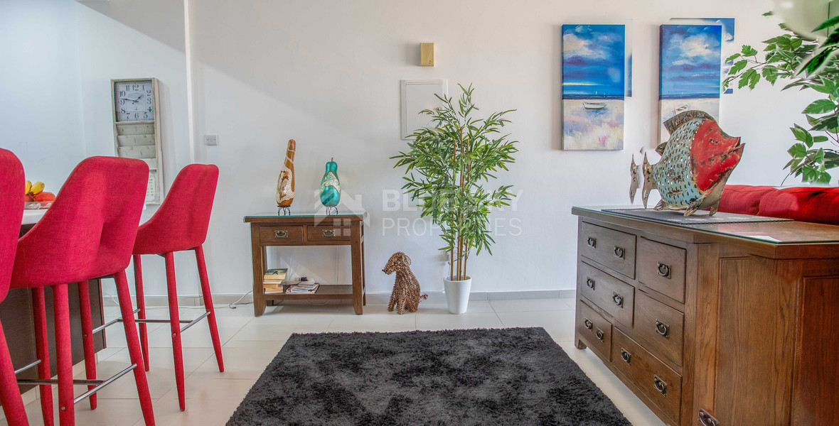Seaview Furnished two bedroom Apartment in Kissonerga for rent