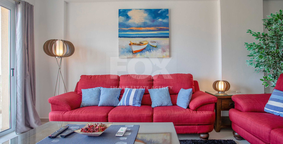 Seaview Furnished two bedroom Apartment in Kissonerga for rent