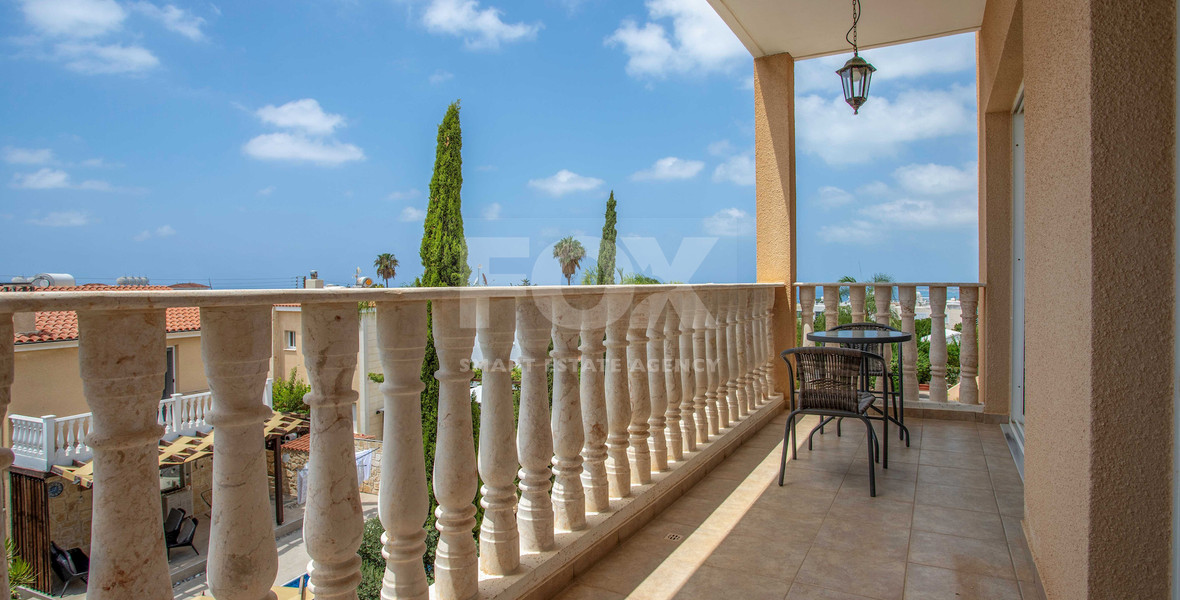 Seaview Furnished two bedroom Apartment in Kissonerga for rent