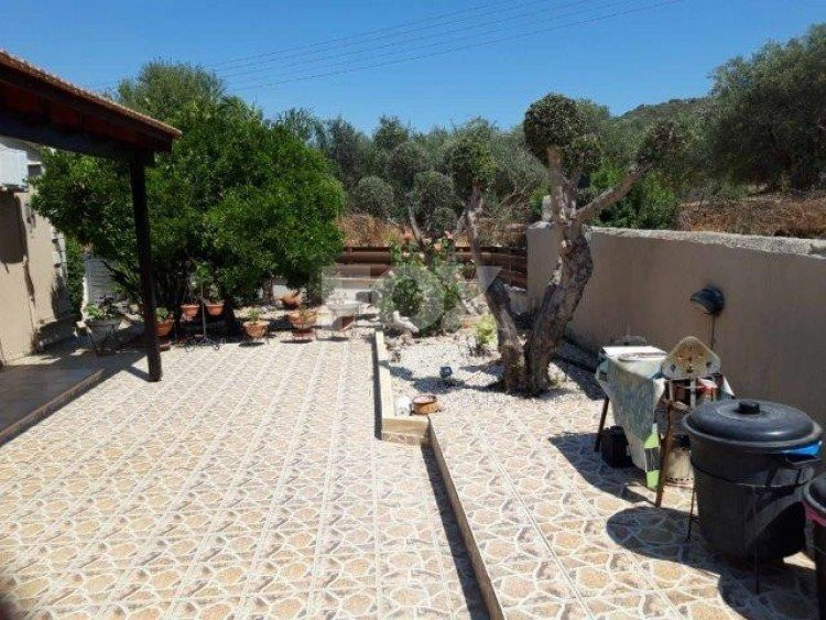Three Bed House For Sale In Paramytha Limassol Cyprus