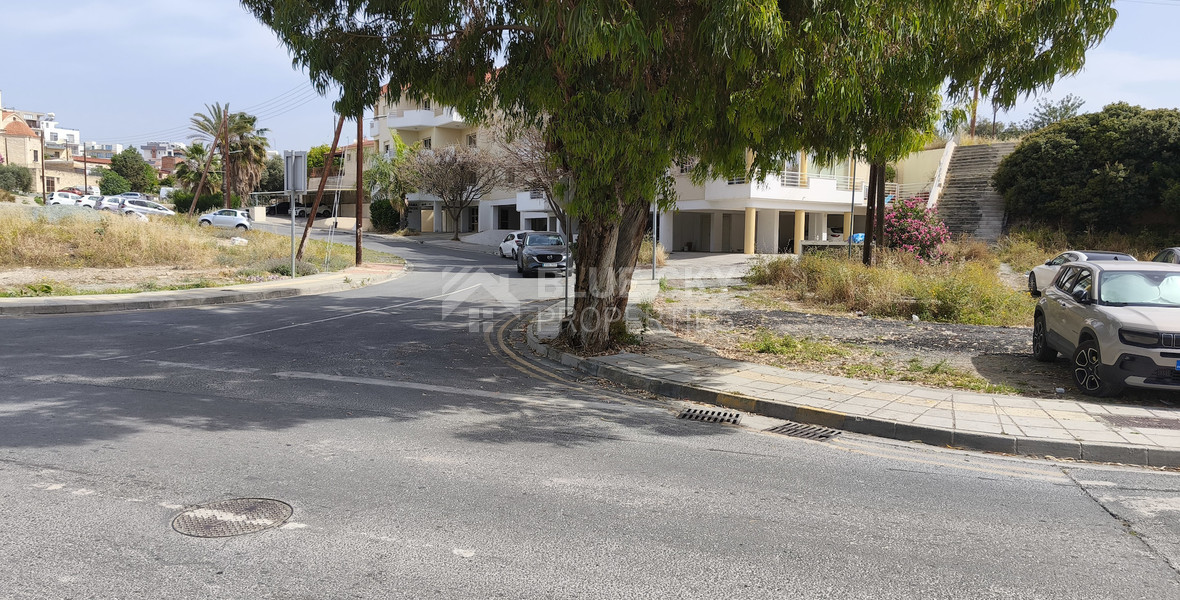 Large Mixed Use Corner Building Plot for Sale in Agios Athanasios