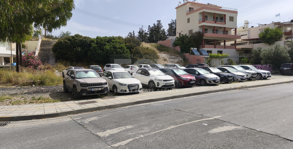 Large Mixed Use Corner Building Plot for Sale in Agios Athanasios
