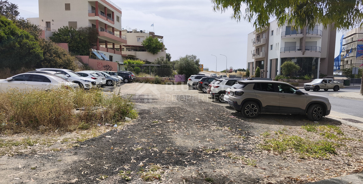 Large Mixed Use Corner Building Plot for Sale in Agios Athanasios