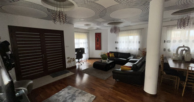 Beautiful Four Bedroom House for Sale with Large Yard in Kato Polemidia