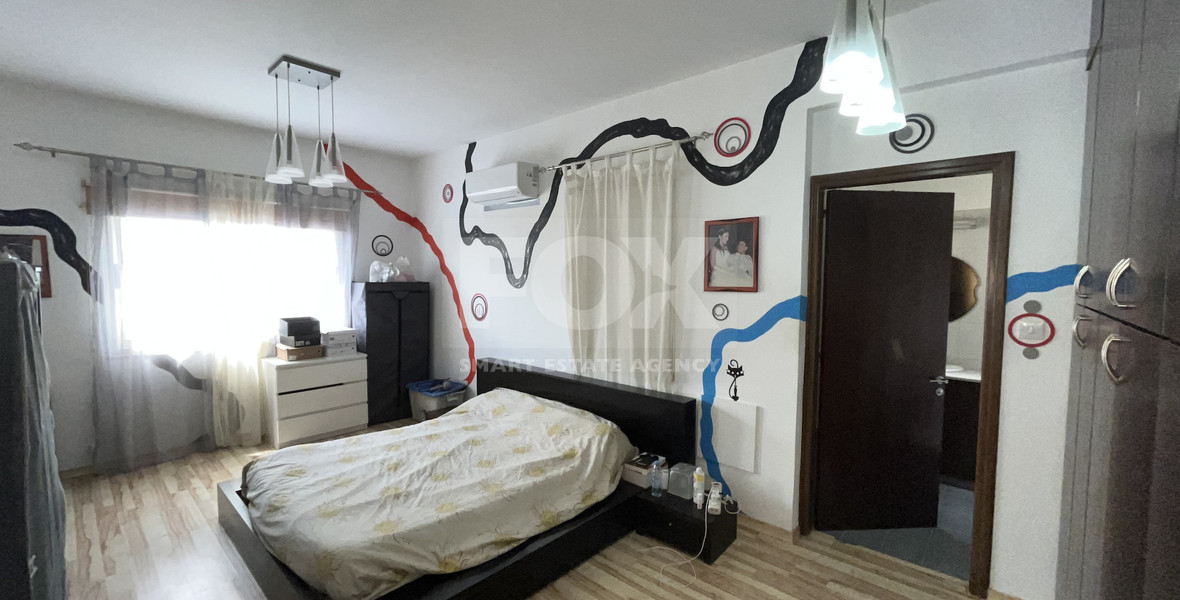 Beautiful Four Bedroom House for Sale with Large Yard in Kato Polemidia