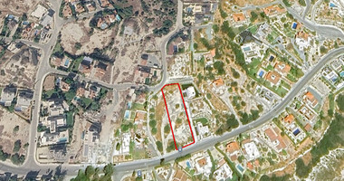 Premium Flat 600 m2 Plot in Quiet Agios Tychon For Sale