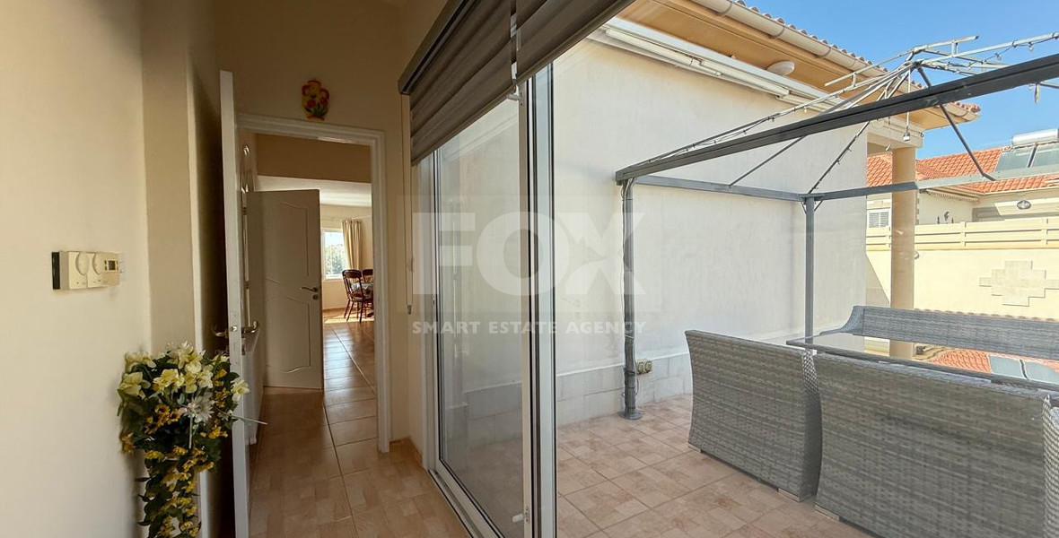 sale: Resale 3 bedroom Bungalow in excellent condition with swimming pool in the sought after location of Erimi.