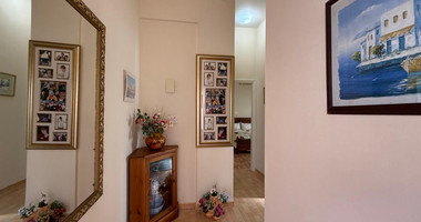 sale: Resale 3 bedroom Bungalow in excellent condition with swimming pool in the sought after location of Erimi.
