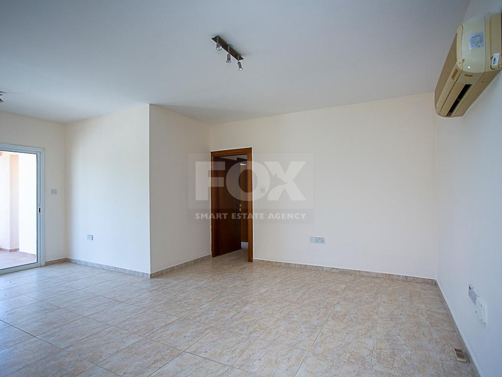 Chloraka Paphos , Two-Bedroom Apartment with Communal Pool & Title Deed for sale