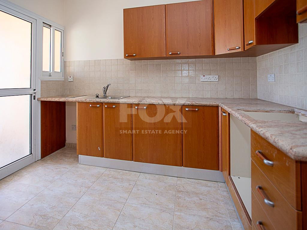 Chloraka Paphos , Two-Bedroom Apartment with Communal Pool & Title Deed for sale