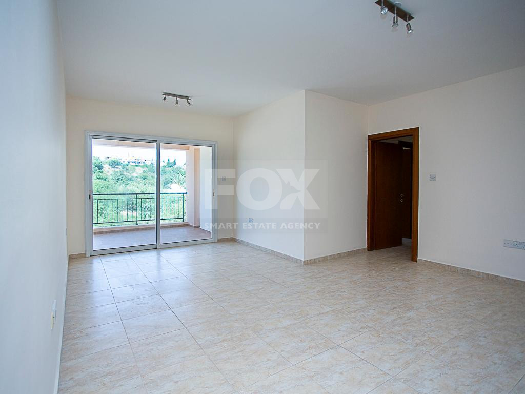 Chloraka Paphos , Two-Bedroom Apartment with Communal Pool & Title Deed for sale