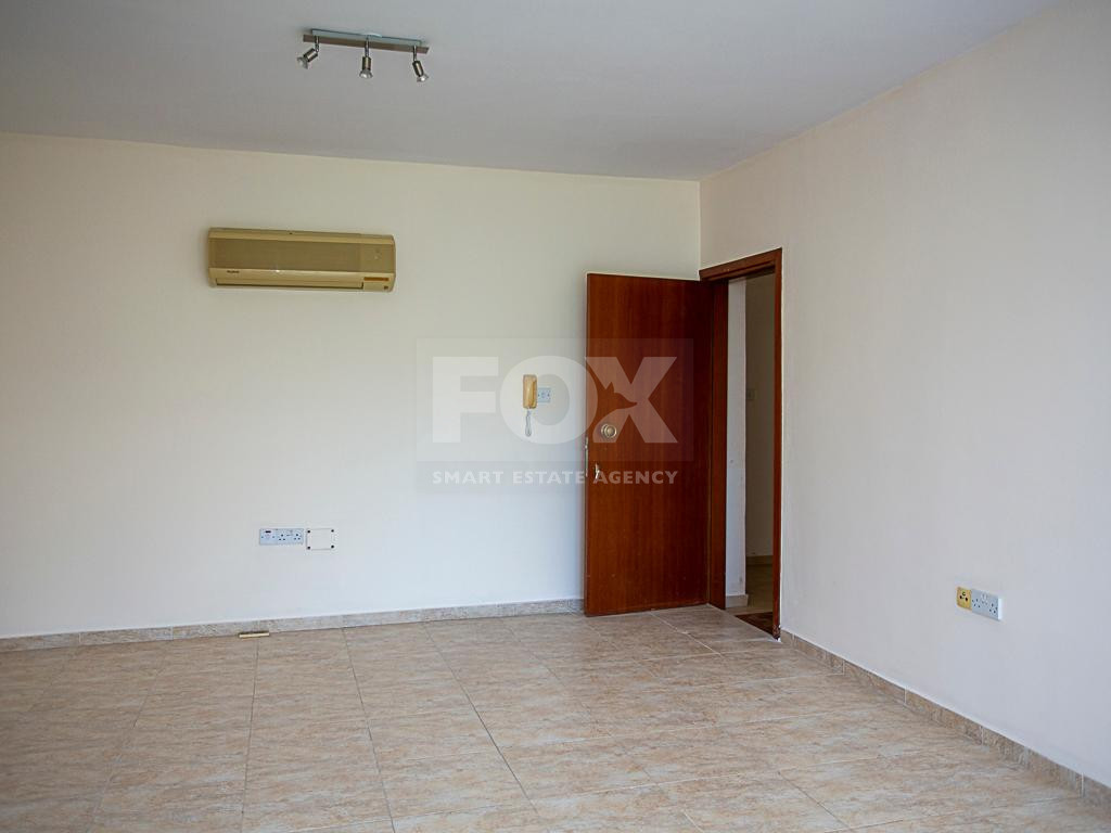 Chloraka Paphos , Two-Bedroom Apartment with Communal Pool & Title Deed for sale