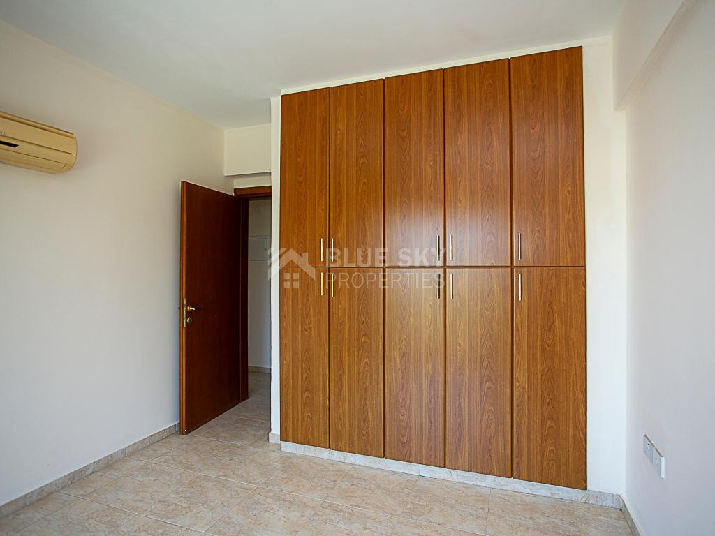 Chloraka Paphos , Two-Bedroom Apartment with Communal Pool & Title Deed for sale