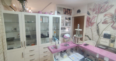 Prime Business Opportunity in Mesa Geitonia – Fully Equipped & Licensed