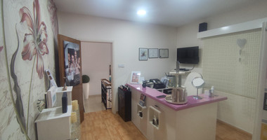 Prime Business Opportunity in Mesa Geitonia – Fully Equipped & Licensed