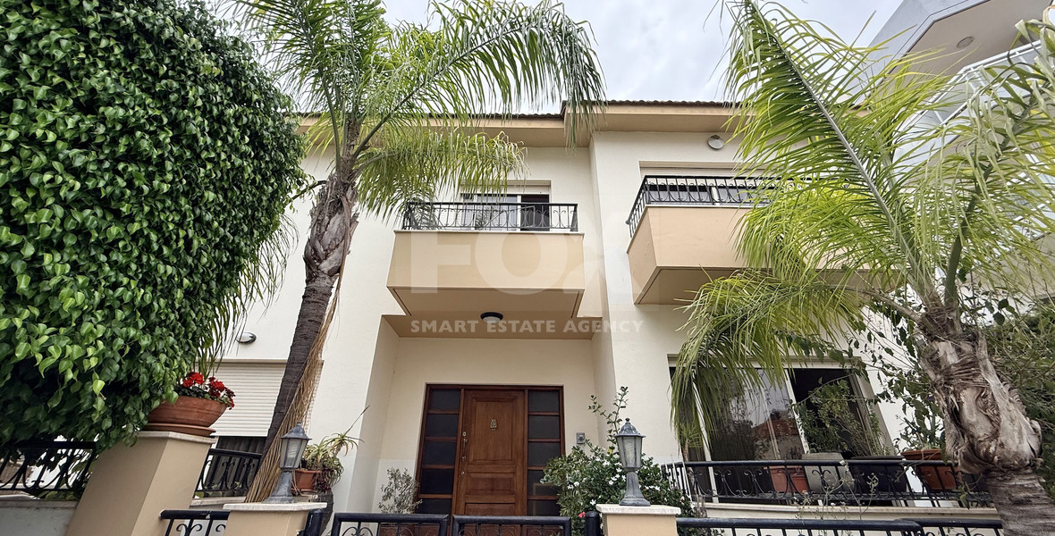 SALE: DETACHED  FOUR BEDROOM HOUSE WITH 2 BEDROOM EN SUITE  NEAR SUPERHOME MESA GEITONIA IN VERY GOOD CONDITION NO VAT.