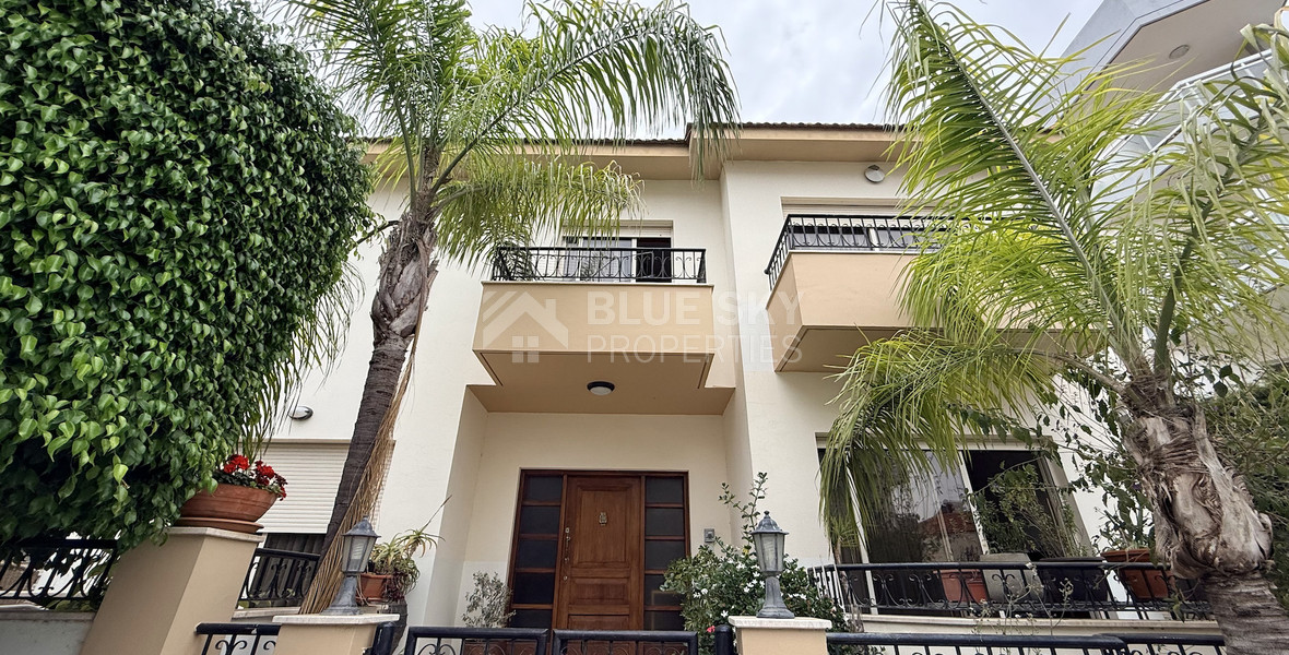 SALE: DETACHED  FOUR BEDROOM HOUSE WITH 2 BEDROOM EN SUITE  NEAR SUPERHOME MESA GEITONIA IN VERY GOOD CONDITION NO VAT.