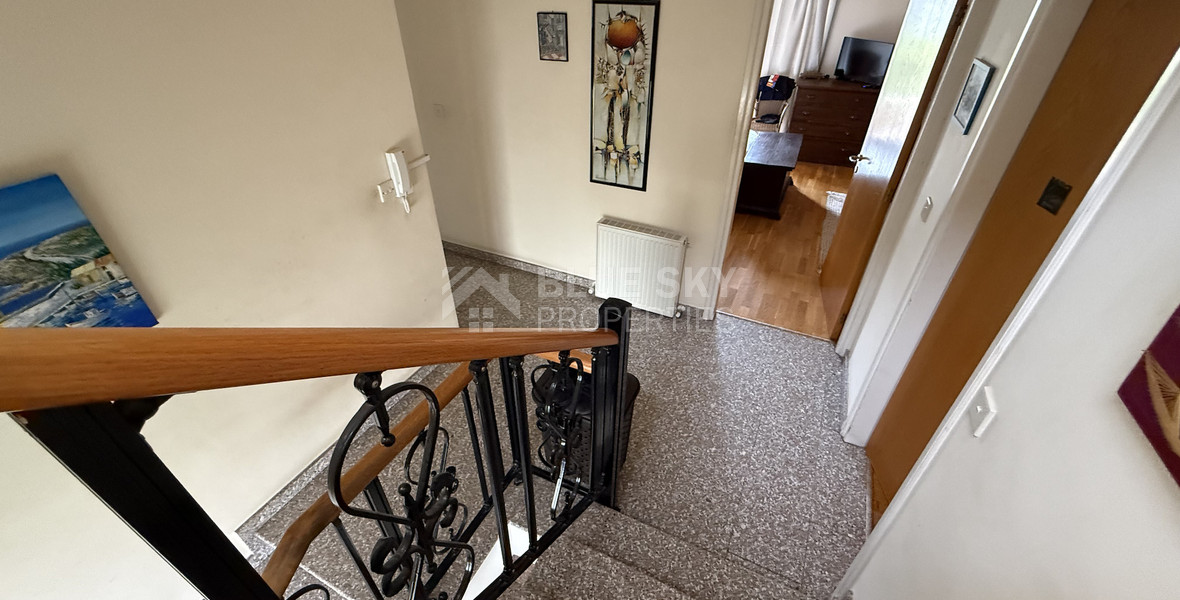 SALE: DETACHED  FOUR BEDROOM HOUSE WITH 2 BEDROOM EN SUITE  NEAR SUPERHOME MESA GEITONIA IN VERY GOOD CONDITION NO VAT.