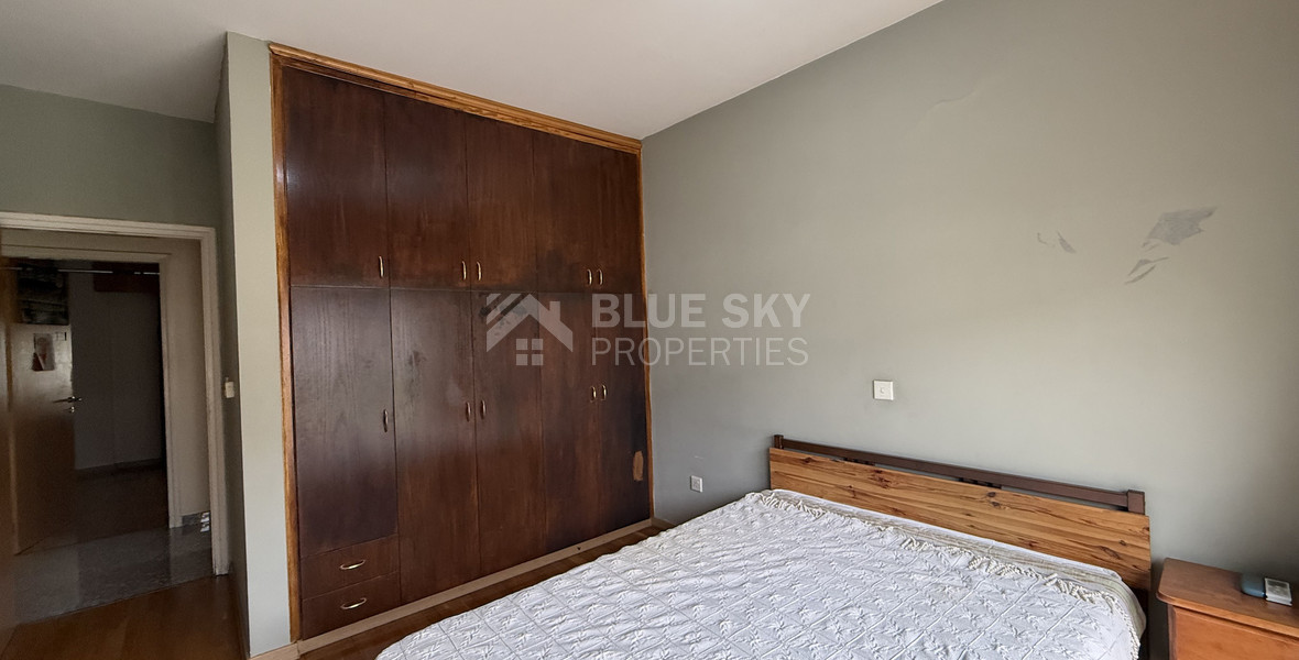 SALE: DETACHED  FOUR BEDROOM HOUSE WITH 2 BEDROOM EN SUITE  NEAR SUPERHOME MESA GEITONIA IN VERY GOOD CONDITION NO VAT.
