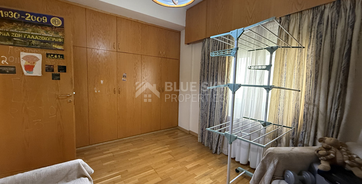 SALE: DETACHED  FOUR BEDROOM HOUSE WITH 2 BEDROOM EN SUITE  NEAR SUPERHOME MESA GEITONIA IN VERY GOOD CONDITION NO VAT.