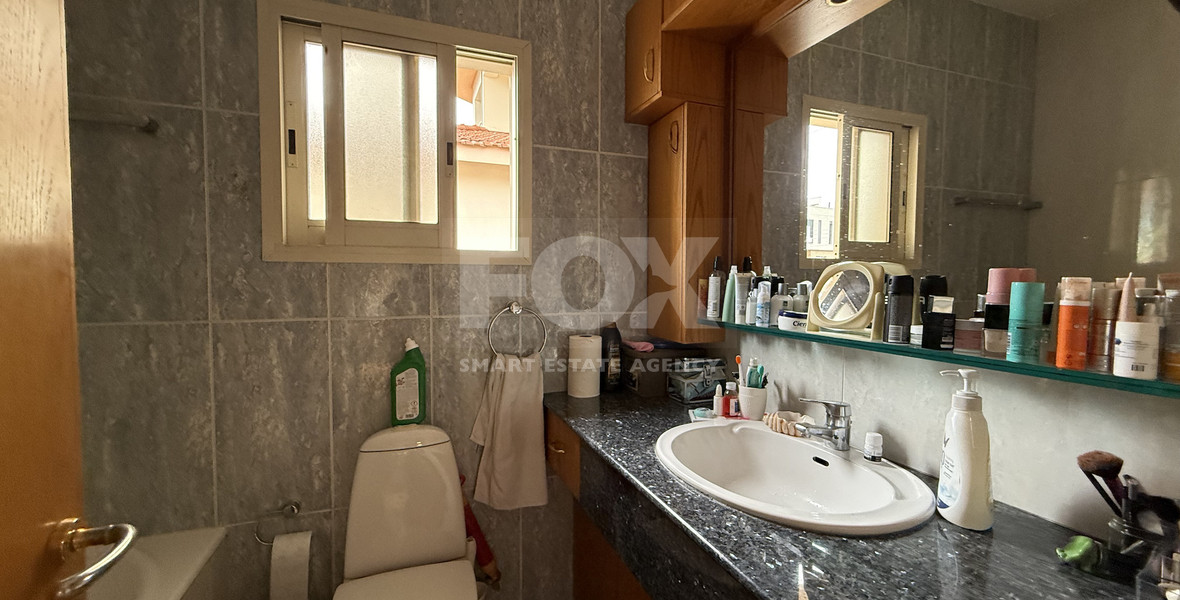 SALE: DETACHED  FOUR BEDROOM HOUSE WITH 2 BEDROOM EN SUITE  NEAR SUPERHOME MESA GEITONIA IN VERY GOOD CONDITION NO VAT.