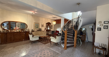 SALE: DETACHED  FOUR BEDROOM HOUSE WITH 2 BEDROOM EN SUITE  NEAR SUPERHOME MESA GEITONIA IN VERY GOOD CONDITION NO VAT.