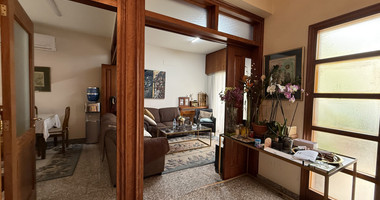 SALE: DETACHED  FOUR BEDROOM HOUSE WITH 2 BEDROOM EN SUITE  NEAR SUPERHOME MESA GEITONIA IN VERY GOOD CONDITION NO VAT.