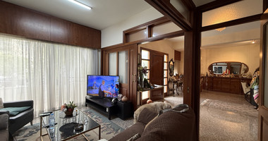 SALE: DETACHED  FOUR BEDROOM HOUSE WITH 2 BEDROOM EN SUITE  NEAR SUPERHOME MESA GEITONIA IN VERY GOOD CONDITION NO VAT.