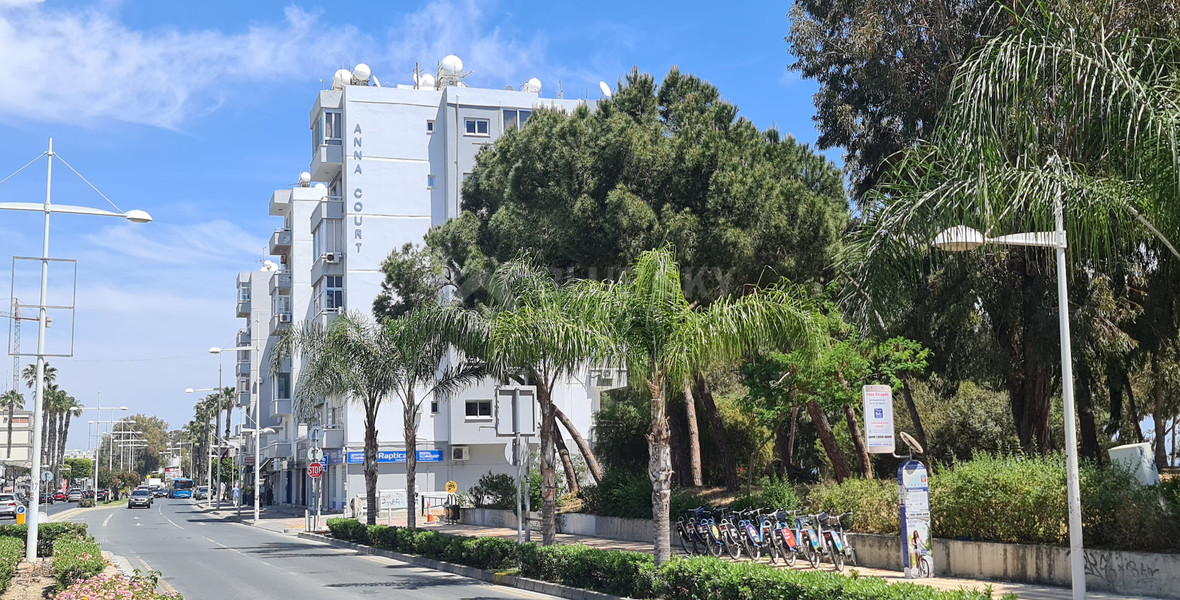Luxury Seafront 3-Bedroom Apartment for Long-Term Rent in Dasoudi Park, Limassol