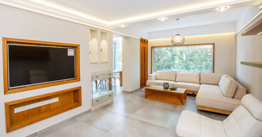 Luxury Seafront 3-Bedroom Apartment for Long-Term Rent in Dasoudi Park, Limassol