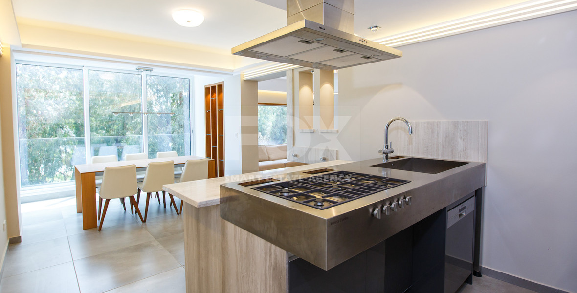 Luxury Seafront 3-Bedroom Apartment for Long-Term Rent in Dasoudi Park, Limassol