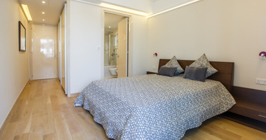 Luxury Seafront 3-Bedroom Apartment for Long-Term Rent in Dasoudi Park, Limassol